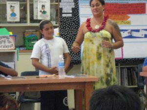 Kumu explains na'au